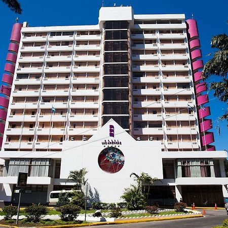 מלון Crowne Plaza Guatemala מראה חיצוני תמונה